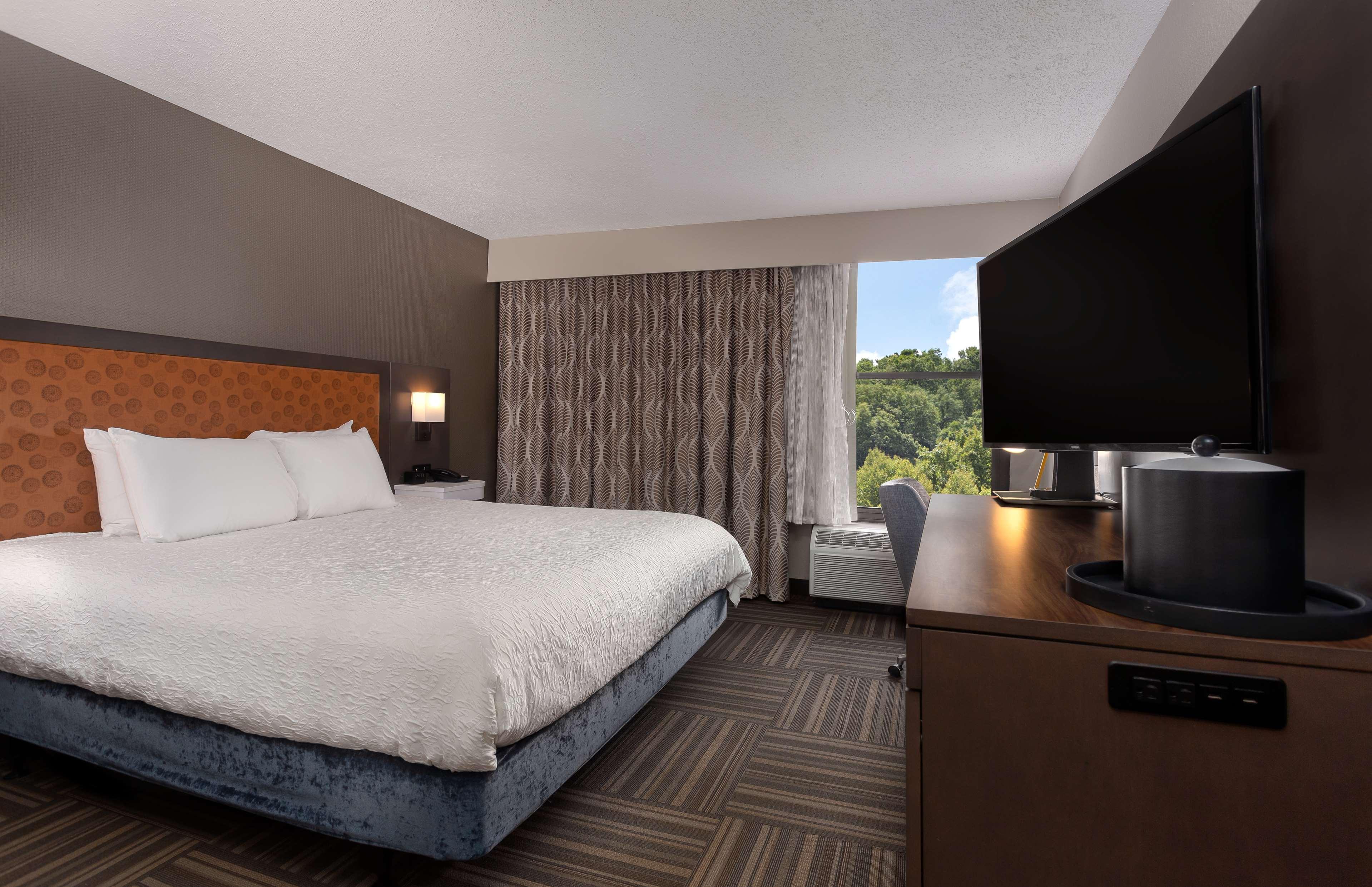 Hampton Inn Bristol Exterior foto